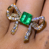 Emerald and Diamond Bow Ring in 18K / 6.1g, E1.54ct, D1.09ct