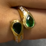 Green Garnet Double Pear Bypass Ring in 18K / 9.88g, TSAV 1.41ct, D0.45ct